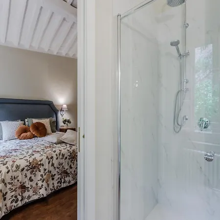 Charming City Escape With Cathedral Views Apartment *