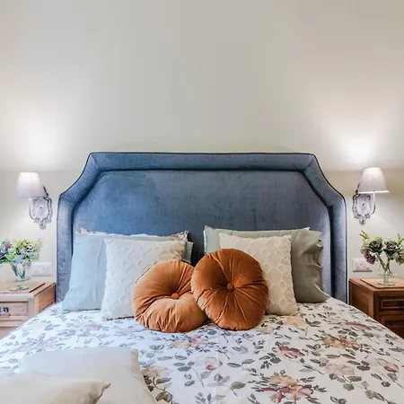 Apartment Charming City Escape With Cathedral Views